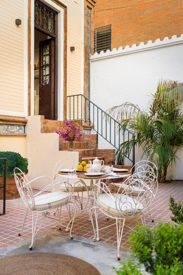 Alfonso, Restored Palace House With Gardens And Monuments Views Sevilla