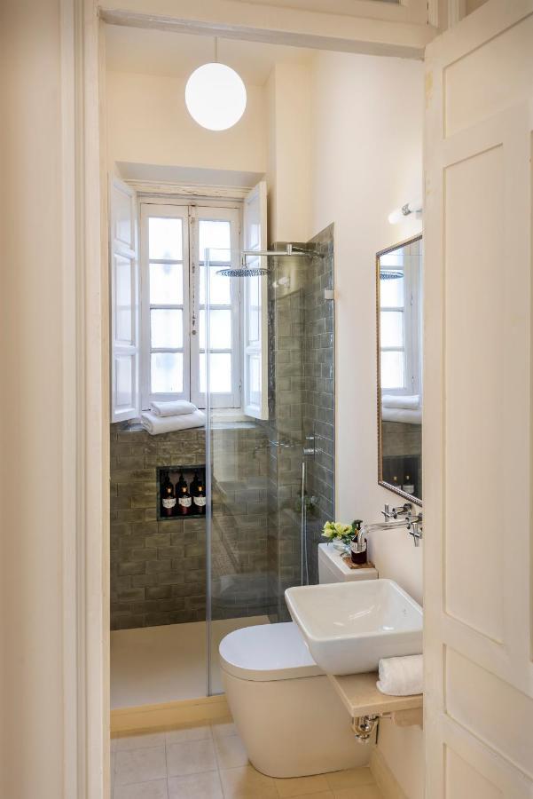 Alfonso, Restored Palace House With Gardens And Monuments Views * Sevilla